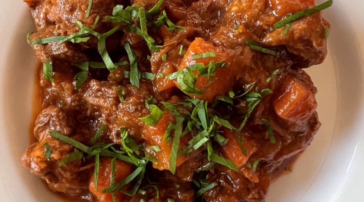 Slow cooker beef stew