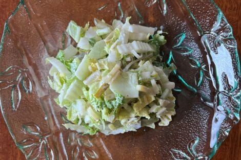 Napa cabbage with leek and pickle
