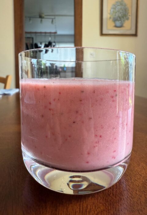 Strawberry coconut milk smoothie