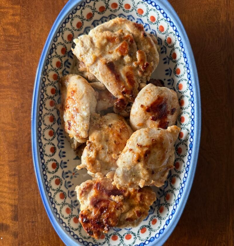 Grilled chicken in marinade
